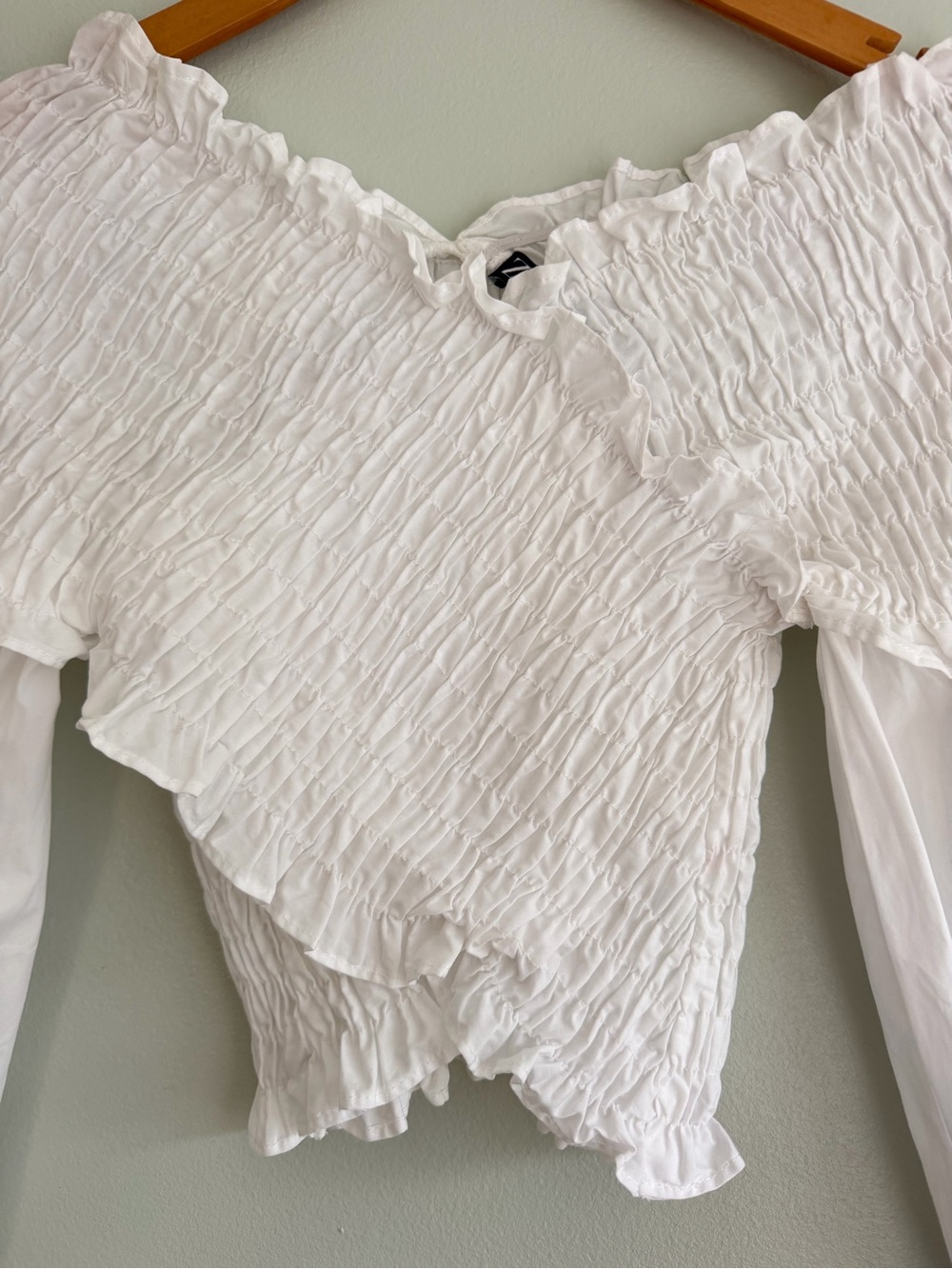 Zara White Smocked Off Shoulder Crop Top - Picture 5 of 10